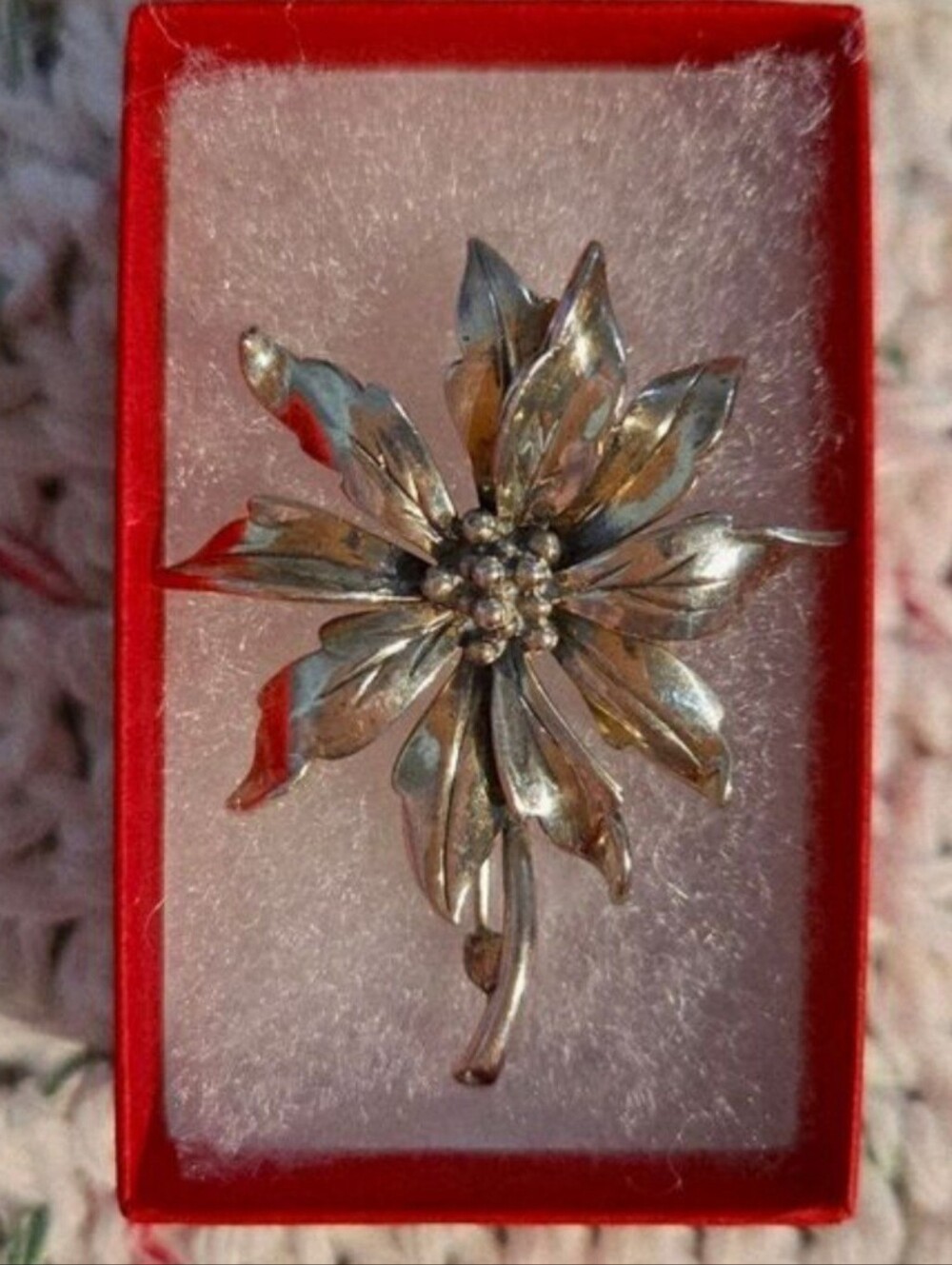 VINTAGE SARAH COVENTRY CHRISTMAS POINSETTIA BROOCH STERLING SILVER